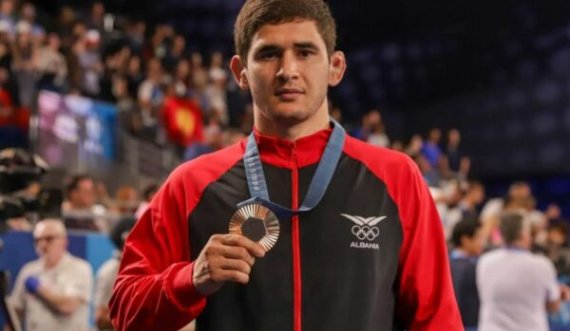 Ia solli Shqipërisë medaljen e parë olimpike, Valiev: Shpresoj që tani të bëhen traditë