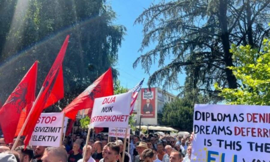 Shqiptarë të Luginës së Preshevës mobilizohen për protesta të reja 