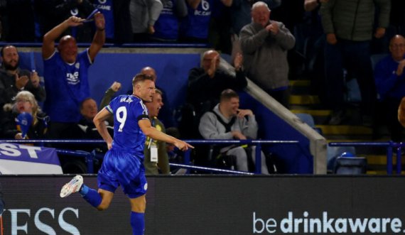 Rikthimi i bujshëm i Jamie Vardy në Ligën Premier: Shënon gol dhe  tallet me tifozët e Tottenhamit