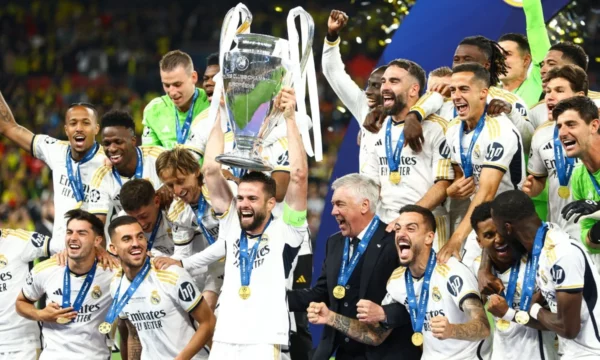 UEFA zyrtarizon bastet si sponsor në Champions