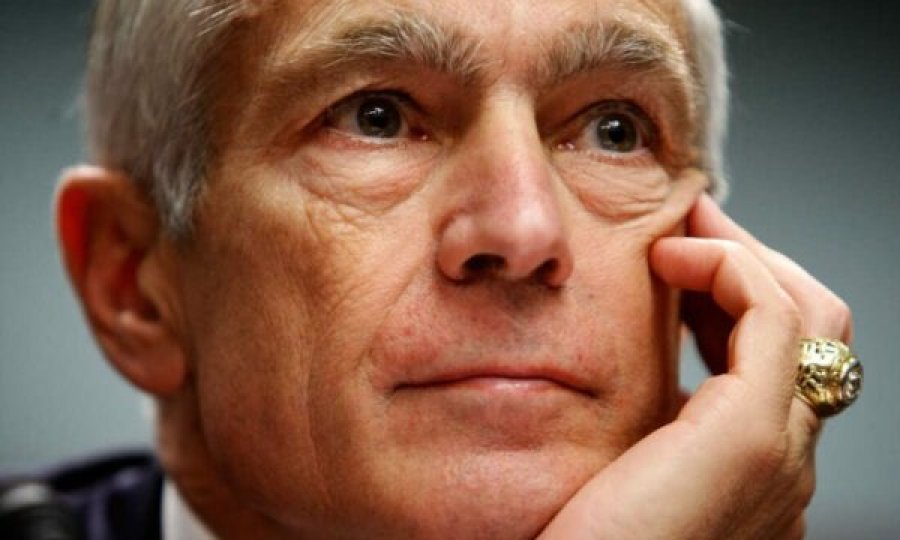 Gjenerali Clark: Serbia është krahu i Rusisë në Ballkan dhe i shërben interesave ruse, Vuçiq është dinak