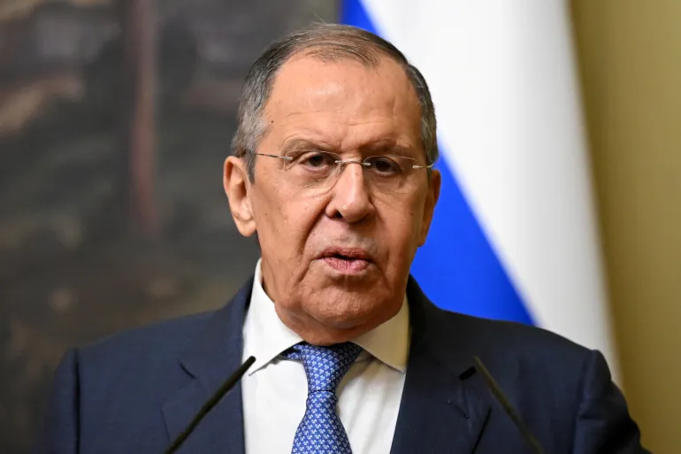 Kërcënon Lavrov: Perëndimi po luan me zjarrin