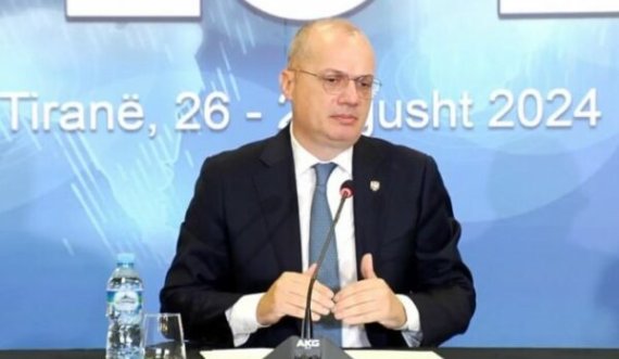 Hasani zbulon pse Kosova nuk u përfaqësua me asnjë faktor politik