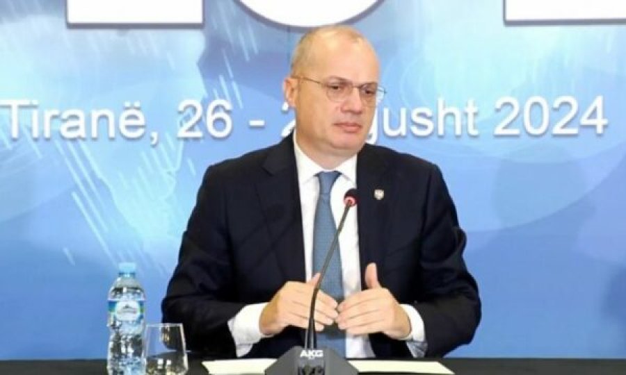 Hasani zbulon pse Kosova nuk u përfaqësua me asnjë faktor politik