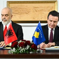 Vasili: Edi Rama në Kosovë, një provokator dy leksh!