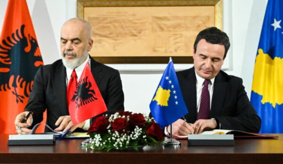 Vasili: Edi Rama në Kosovë, një provokator dy leksh!