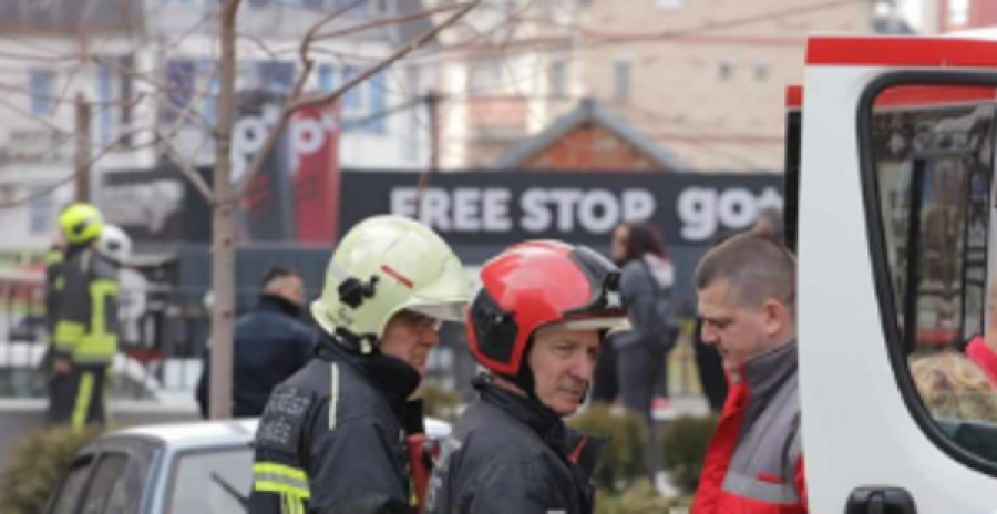 Një zjarrfikës i lënduar  gjatë intervenimit për ta shuar zjarrin në një hotel në Prishtinë