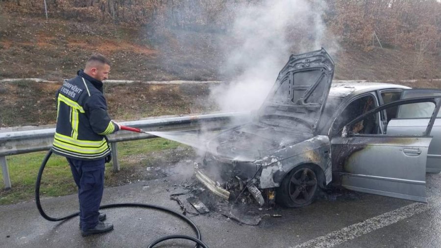 Digjet “Audi-a” në autostradën “Ibrahim Rugova”