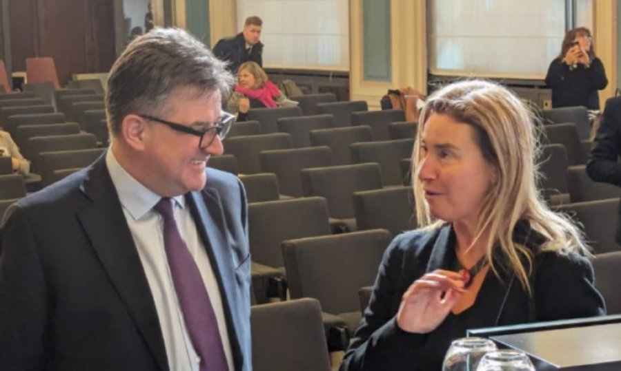 Lajçak takohet me ish-kryenegociatoren Mogherini