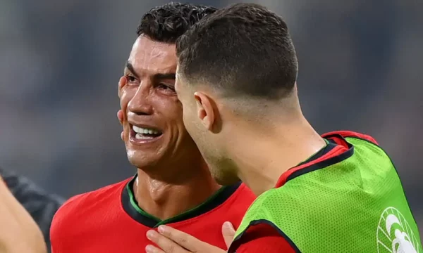 Humbi penalltinë, Ronaldo shpërtheu menjëherë në lot