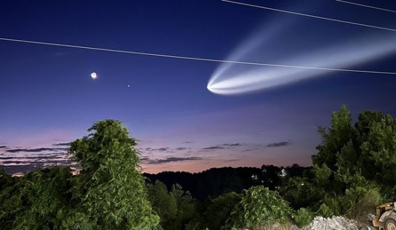 Dyshohej se ishte meteor, zbulohet se objekti që fluturoi mbi Karolinë ishte raketë e Space X