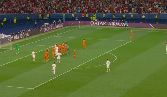 Holanda barazon rezultain ndaj Turqisë