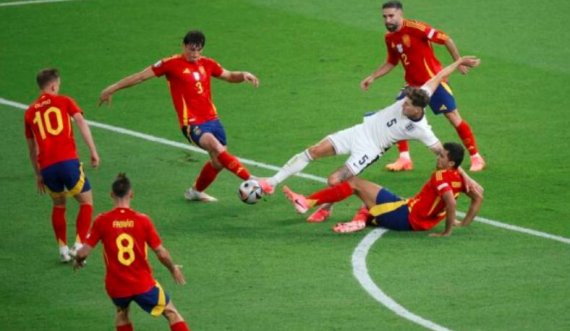 Pjesa e parë Spanjë - Angli mbyllet pa gola