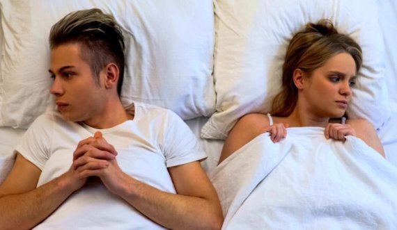 Gjashtë gabime të cilat femrat nuk ua falin meshkujve në krevat