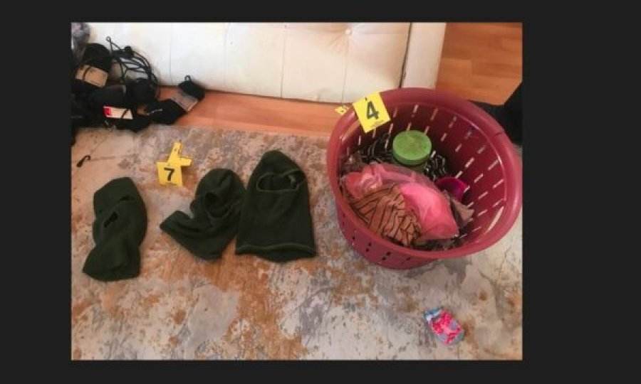 Armë, para, dokumente, vetura, bimë narkotike: Policia jep detaje nga aksioni kundër fajdes në Prishtinë, u arrestuan katër persona