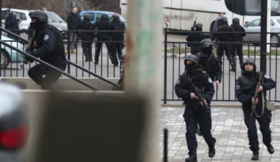 Nën dyshimet  për mashtrime,  bastisen disa lokacione në Prishtinë nga policia e Kosovës 