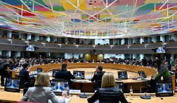 Masat ndëshkuese të BE-së kundër Kosovës nga padrejtësia ekstreme po kalojnë në absurditet
