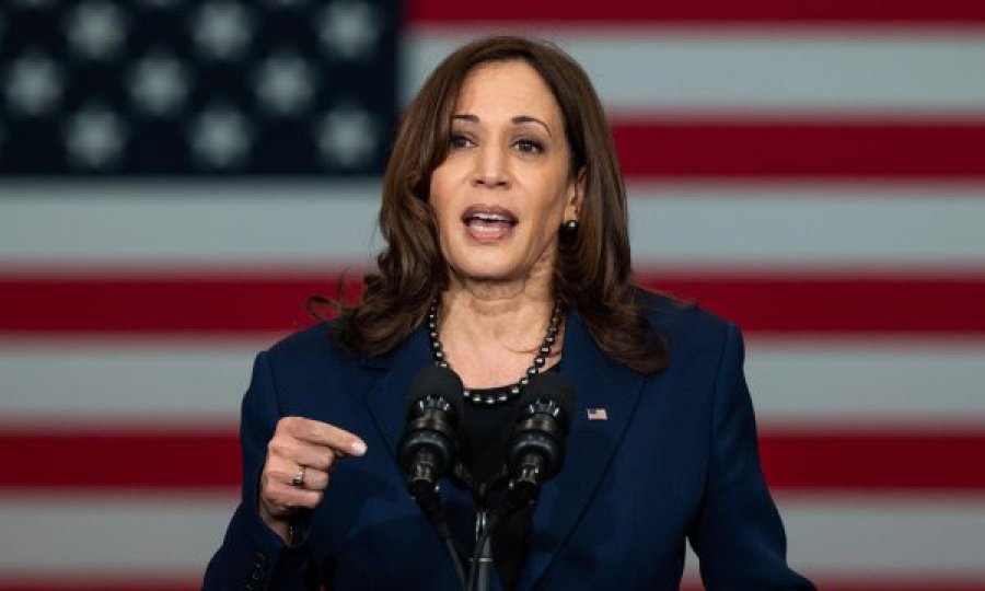 Kamala Harris sulmon Trumpin në tubimin e parë