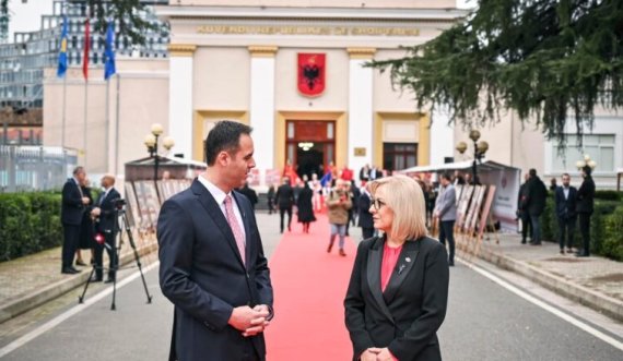 Kryeparlamentari Konjufca reagon pas dorëheqjes  së   Lindita Nikollës: Kishim raporte të shkëlqyera, me qasjen e saj e bëri obligim bashkëpunimin ndërmjet dy Kuvendeve   