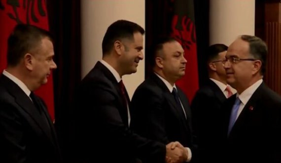 Betohen para Presidentit  Begaj ministrat e rinj nga kabineti i Edi Ramës