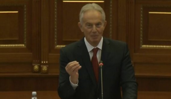 Blair: Mbaj mend refugjatët e Kosovës në kampe, më kërkuan ndihmë dhe iu ndihmova