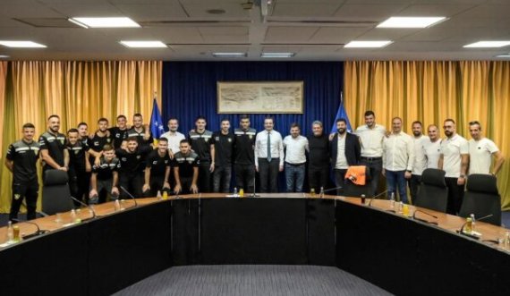 Kryeministri Kurti ofron mbështetje speciale për KF Ballkanin