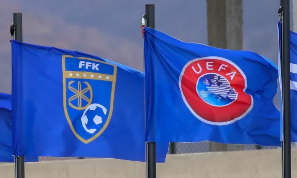 FFK-ja dërgon ankesë në UEFA për shfaqjen e flamujve nga tifozët serb