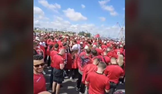 Pas Dortmundit edhe Hamburgu frymon shqip, mijëra shqiptarë para stadiumit