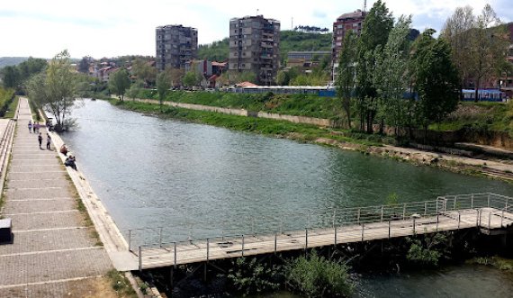 Kosova në javën vendimtare të pritjes së lirimit nga masat e turpshme të BE-së dhe hapja e Urës mbi lumin Ibër  