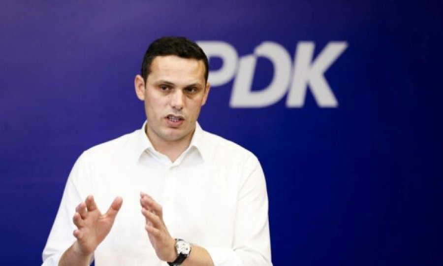 PDK paralajmëron  dërgimin në Gjykatën Kushtetuese të  Ligjit për Zyrtarët Publikë dhe për KPK’në 