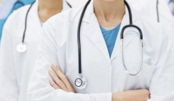 Detaje nga skandali në shëndetësinë shqiptare: Mjekët i vidhnin ilaqet e pacientëve dhe i dërgonin në privat