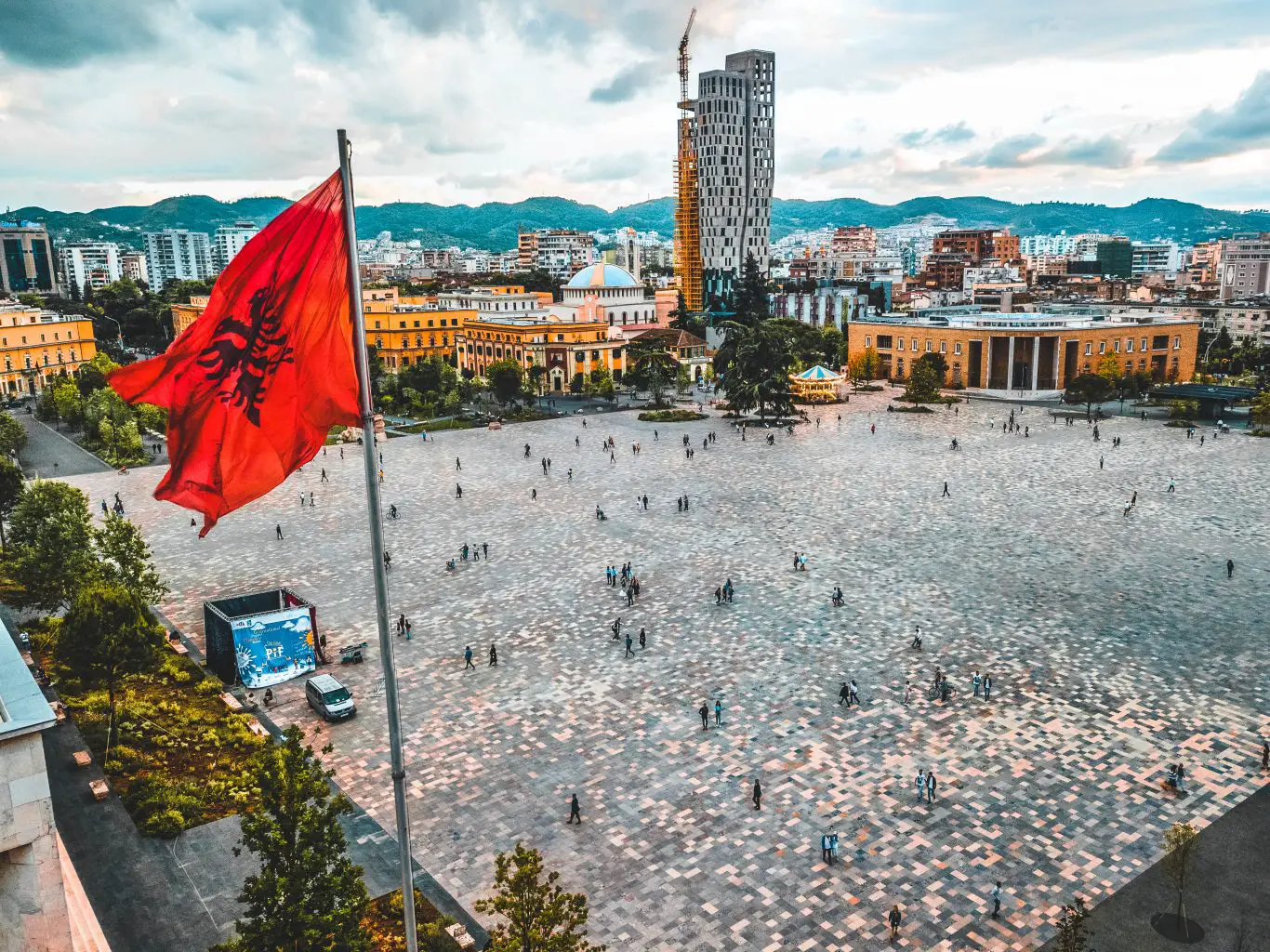 Për 10 vjet në Shqipëri ka 400 mijë banorë më pak