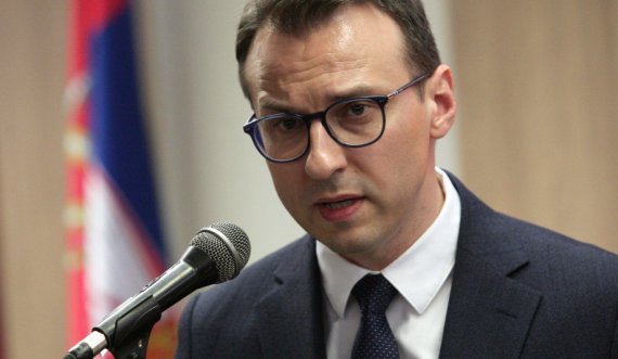 Petar Petkoviqit i është ndaluar hyrja për në Kosovë 