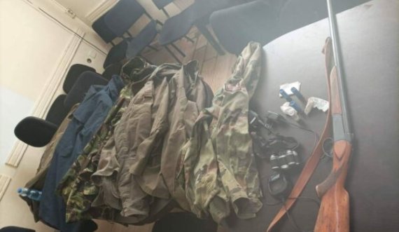 Sulmoi policinë dhe KFOR’in, çka u gjet në shtëpinë e të dyshuarit në Leposaviq