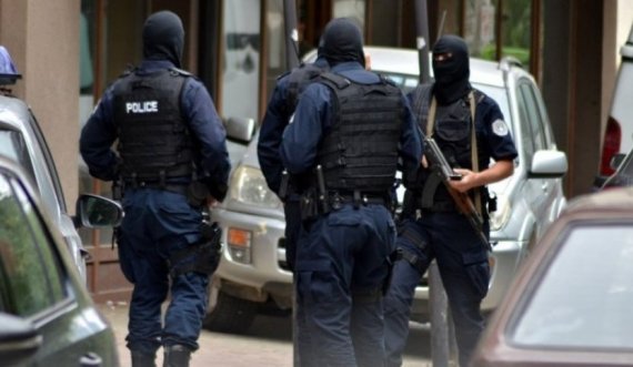 Aksioni në Kaçanik, raportohet për disa të arrestuar për vrasjen e policit