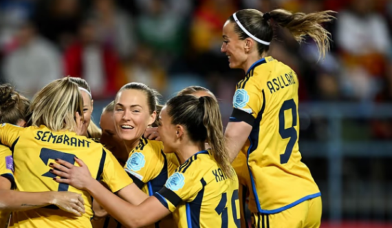 Kosovare Asllani me Suedinë e mposht Serbinë