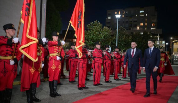 Maqedonci, ka realizuar një vizitë zyrtare në Tiranë