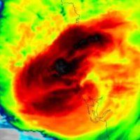 Sateliti regjistroi momentin kur uragani goditi brigjet e Floridës