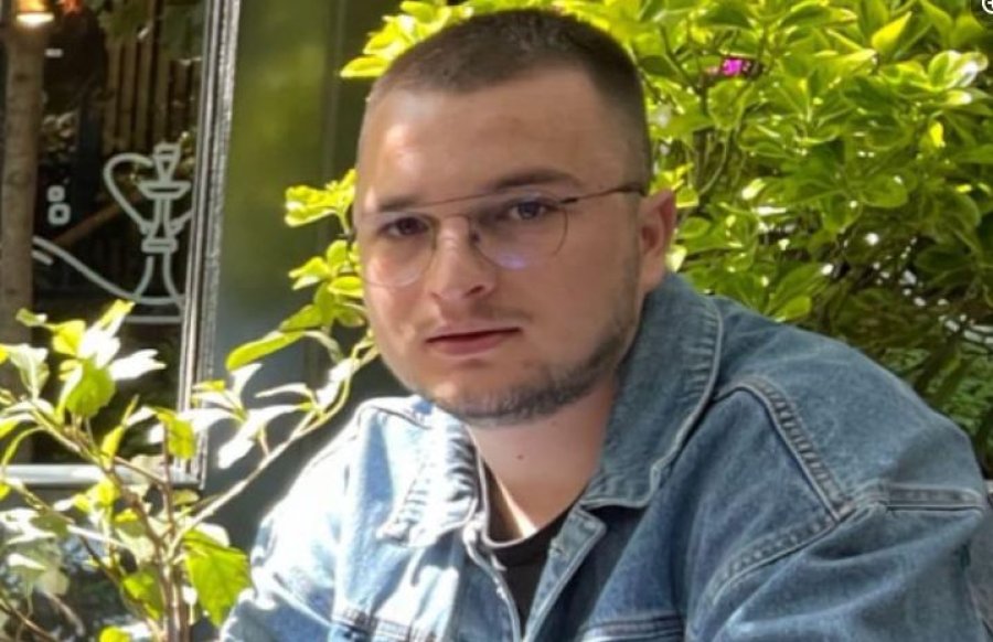 Vdiq në moshë të re gazetari kosovar