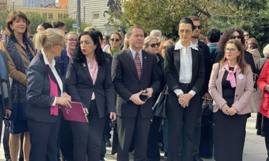Osmani merr pjesë në ecjen tradicionale kundër kancerit të gjirit