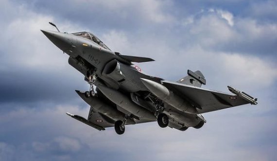 Avionët luftarakë 'Rafale' do të fluturojnë mbi territorin e Kroacisë 