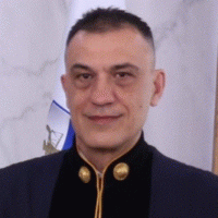 Radomir Laban njihet për lidhje dhe angazhime që konsiderohen problematike