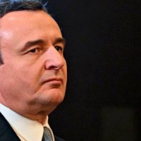 Deda e ka quajtur Kryeministrin Albin Kurtin 'stalinisti i fundit'